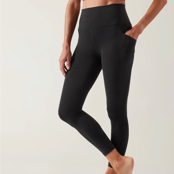Athleta | Pants & Jumpsuits | Athleta Salutation Stash Pocket Ii 78 ...